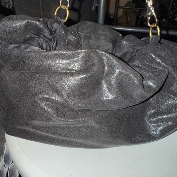 - ANTHROPOLOGIE JORY RUFFLE BLACK CLUTCH WITH DETACHABLE GOLD CHAIN - Picture 12 of 12